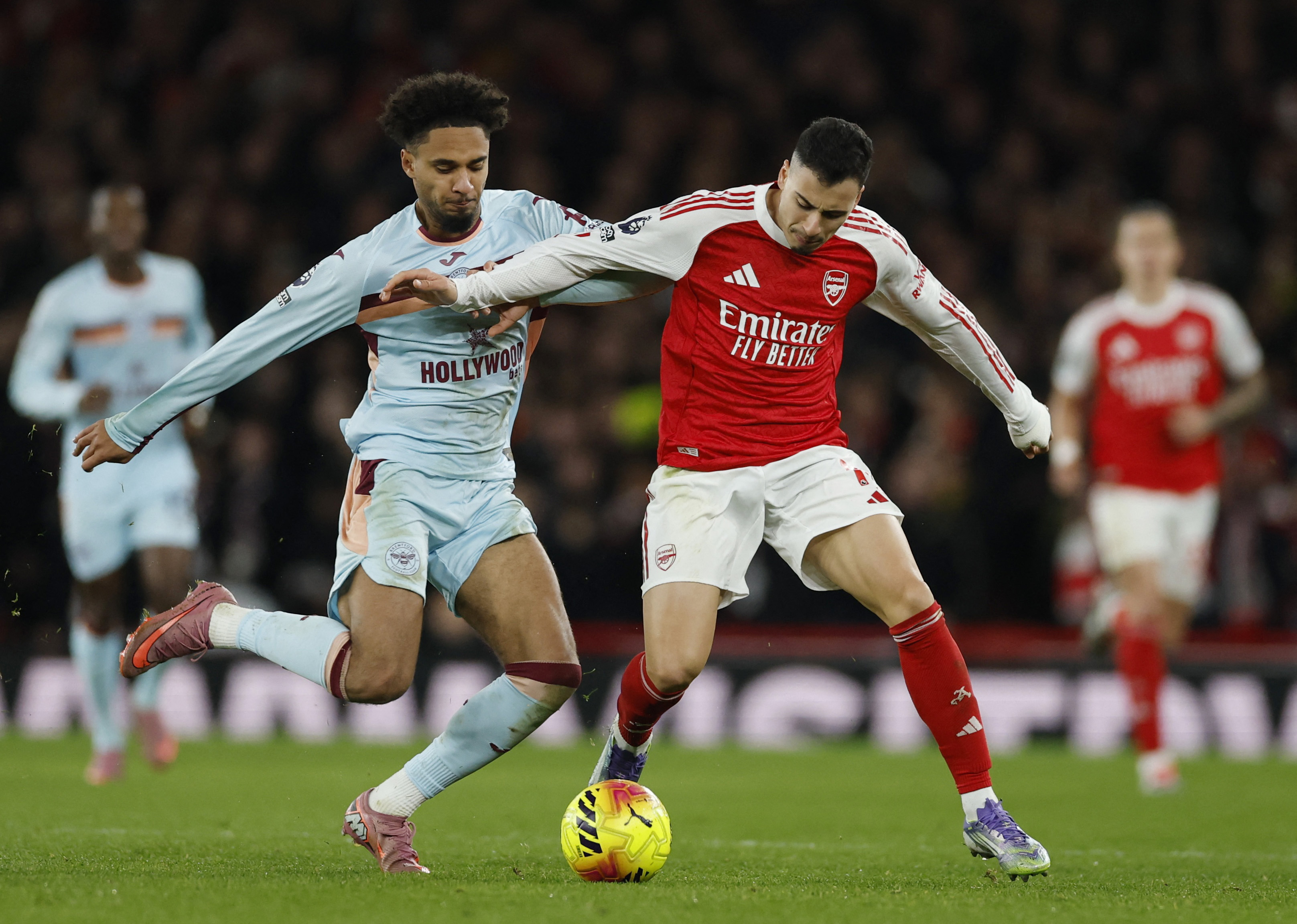 时时彩-阿森纳前锋阿巴梅扬入选英超最佳阵容，备战下赛季(英超奥巴梅扬闪击扎卡愚蠢送礼 阿森纳11伯恩利)